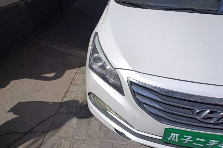 Used Hyundai Mistra 2016 1.8L Automatic Deluxe DLX Model Right Front Headlight