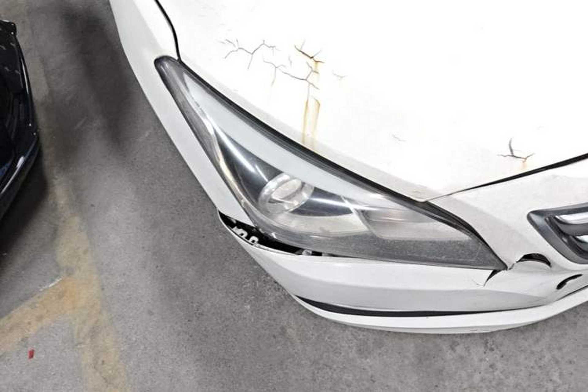 Used Hyundai Mistra 2016 1.6T Automatic Smart GLS Right Front Headlight
