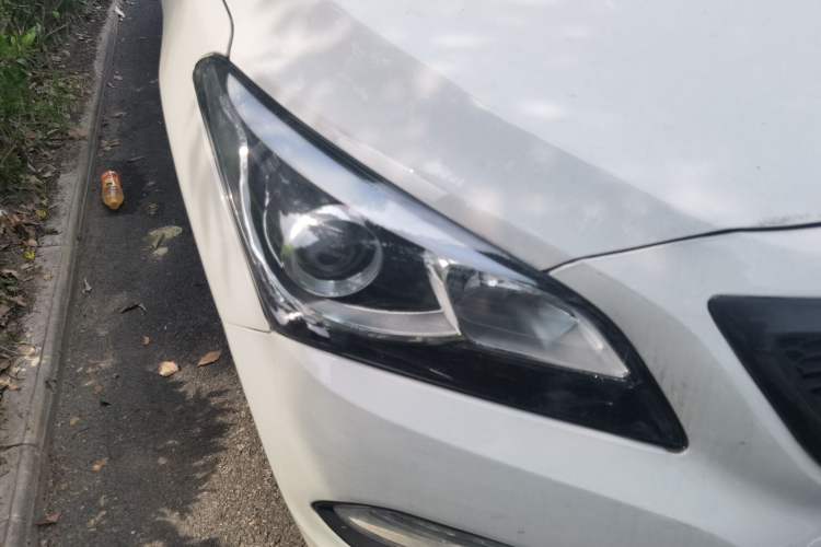 Used Hyundai Mistra 2016 1.8L Automatic Smart GLS Right Front Headlight