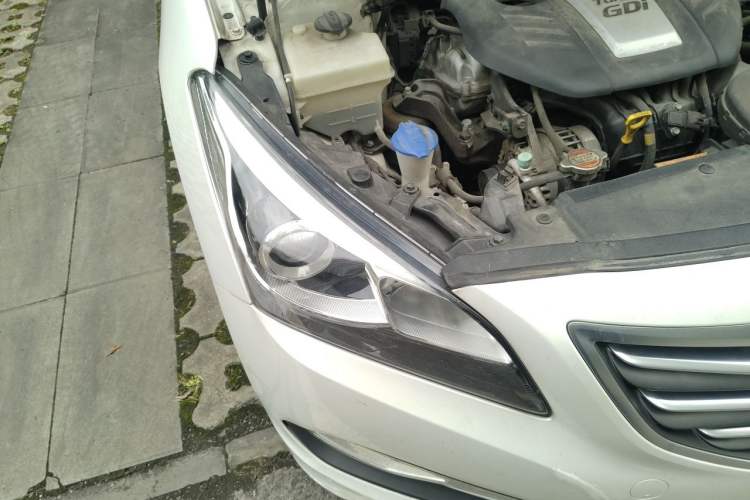 Used Hyundai Mistra 2016 1.6T Automatic Smart GLS Right Front Headlight