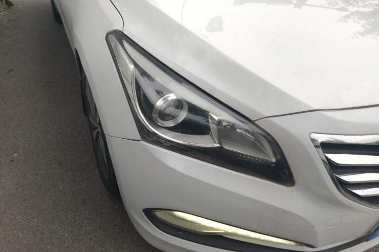 Used Hyundai Mistra 2016 1.8L Automatic Smart GLS Right Front Headlight