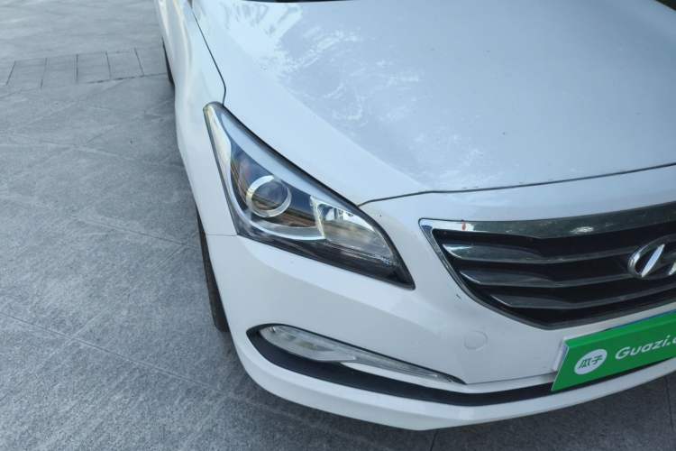Used Hyundai Mistra 2016 1.8L Automatic Smart GLS Right Front Headlight