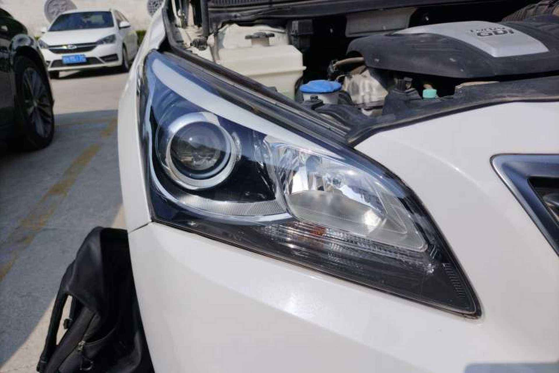 Used Hyundai Mistra 2016 1.6T Automatic Smart GLS Right Front Headlight