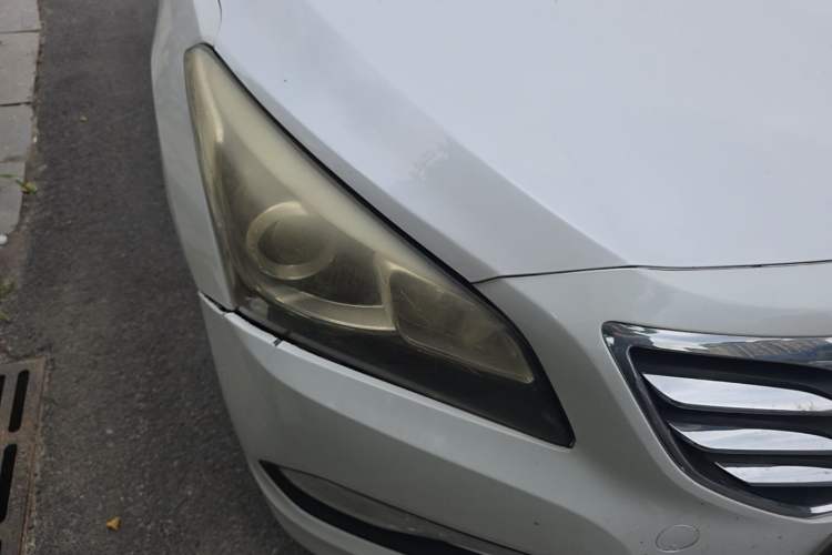 Used Hyundai Mistra 2016 1.8L Automatic Deluxe DLX Model Right Front Headlight