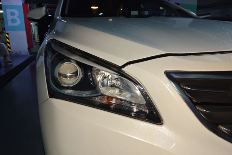 Used Hyundai Mistra 2016 1.6T Automatic Smart GLS Right Front Headlight