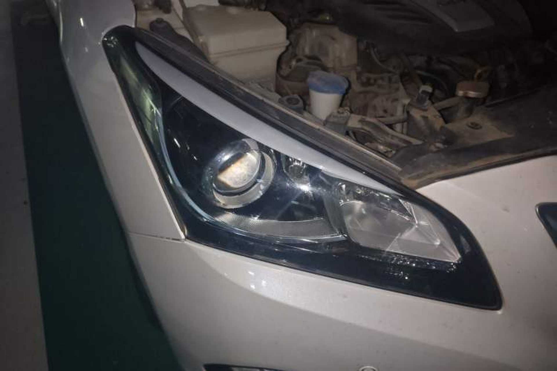 Used Hyundai Mistra 2016 1.6T Automatic Smart GLS Right Front Headlight