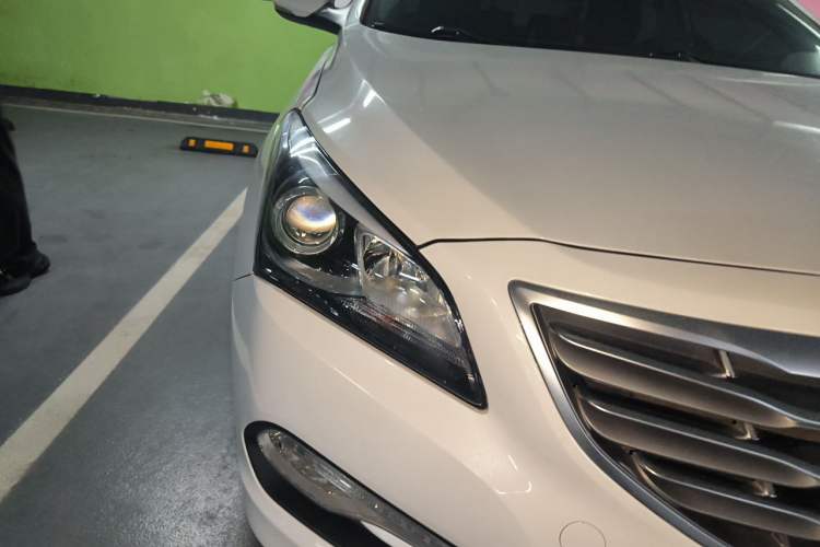 Used Hyundai Mistra 2016 1.6T Automatic Smart GLS Right Front Headlight