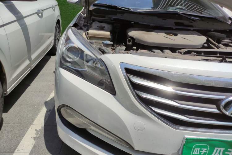 Used Hyundai Mistra 2016 1.8L Automatic Smart GLS Right Front Headlight