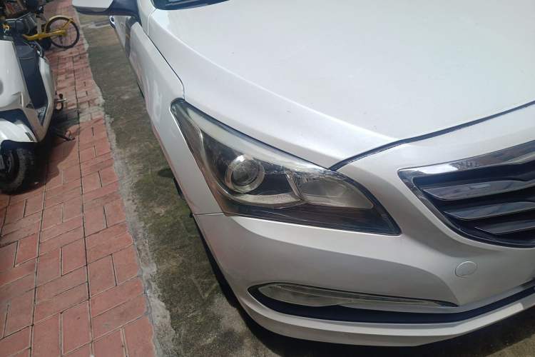 Used Hyundai Mistra 2016 1.8L Automatic Smart GLS Right Front Headlight