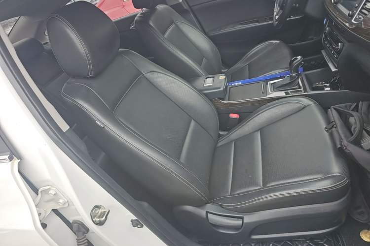 Used Hyundai Mistra 2016 1.6T Automatic Flagship TOP Model Right Front Seat