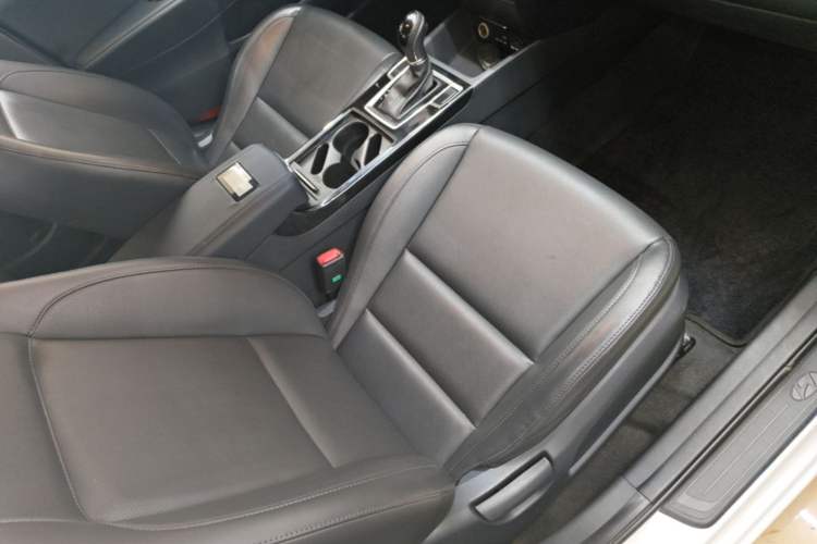 Used Hyundai Mistra 2016 1.8L Automatic Deluxe DLX Model Right Front Seat
