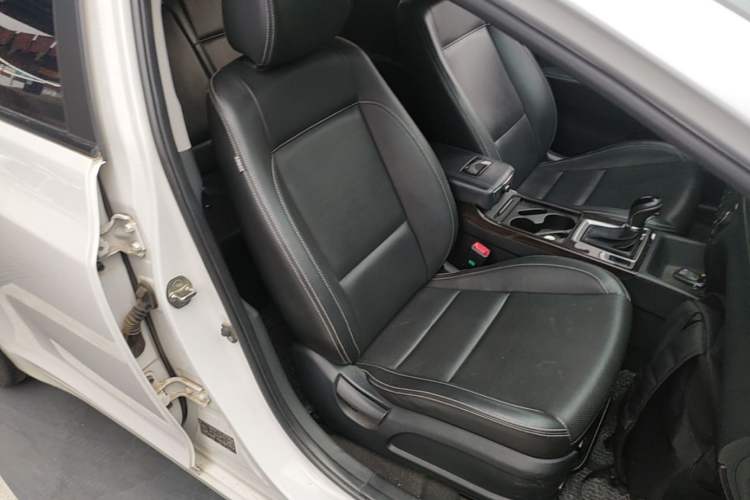 Used Hyundai Mistra 2016 1.6T Automatic Flagship TOP Model Right Front Seat