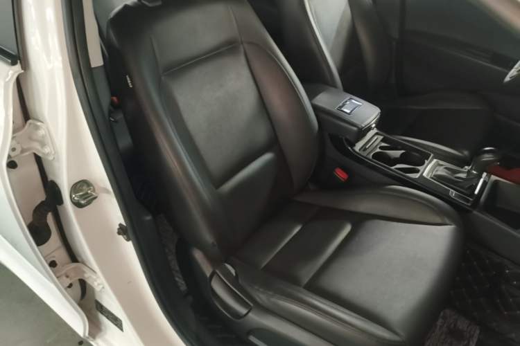Used Hyundai Mistra 2016 1.8L Automatic Deluxe DLX Model Right Front Seat