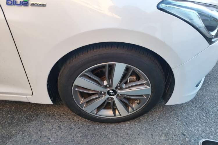Used Hyundai Mistra 2016 1.6T Automatic Flagship TOP Model Right Front Wheel Hub