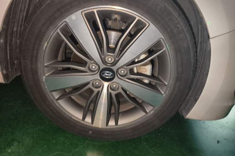 Used Hyundai Mistra 2016 1.6T Automatic Flagship TOP Model Right Front Wheel Hub