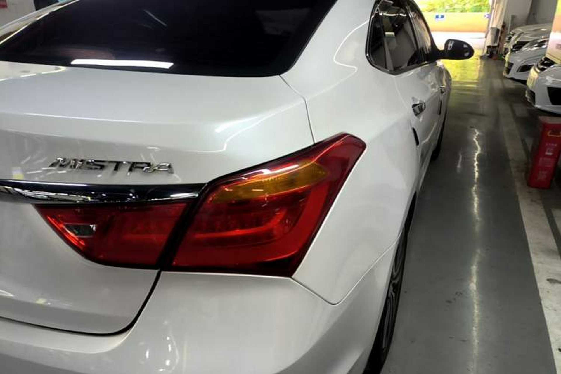 Used Hyundai Mistra 2016 1.8L Automatic Deluxe DLX Model Right Rear Taillight