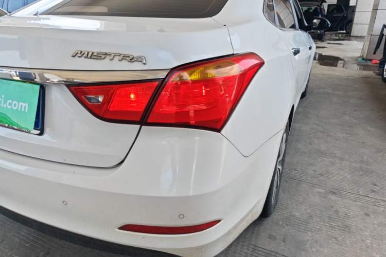 Used Hyundai Mistra 2016 1.8L Automatic Smart GLS Right Rear Taillight