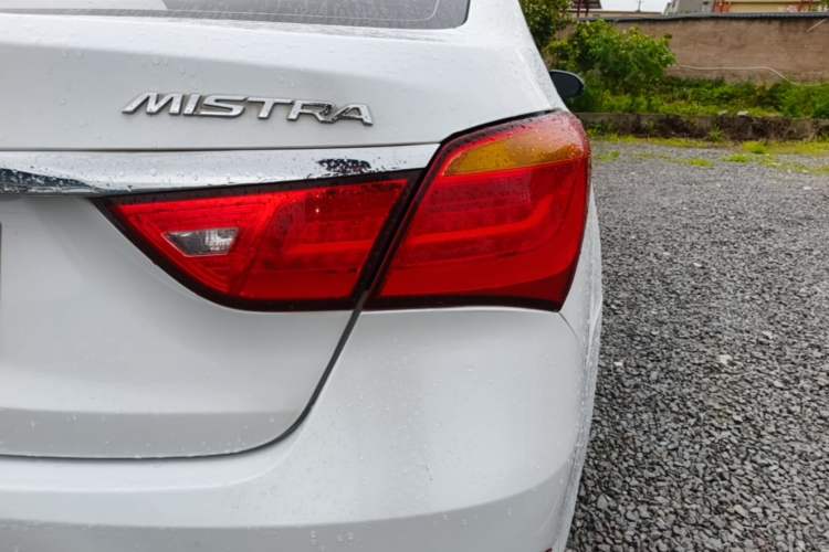 Used Hyundai Mistra 2016 1.8L Automatic Deluxe DLX Model Right Rear Taillight