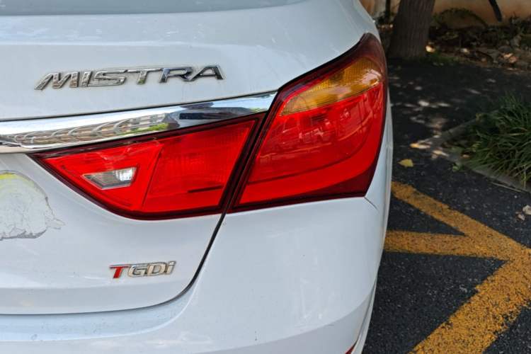 Used Hyundai Mistra 2016 1.6T Automatic Smart GLS Right Rear Taillight