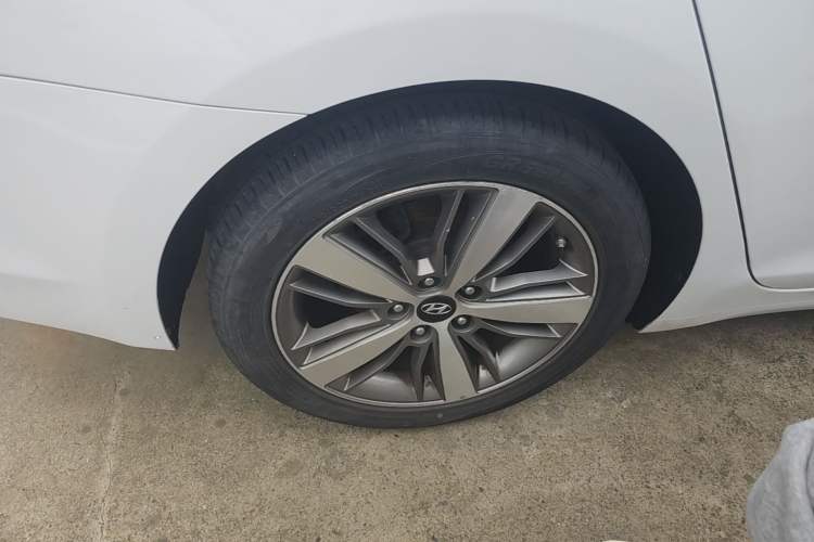 Used Hyundai Mistra 2016 1.6T Automatic Flagship TOP Model Right Rear Wheel Hub
