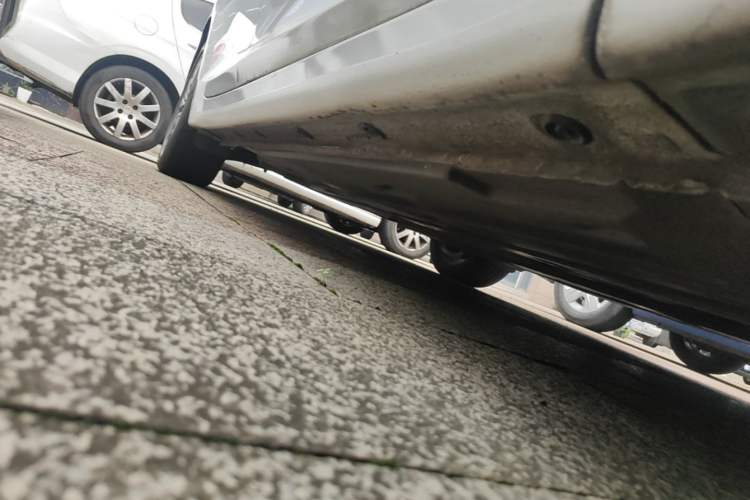 Used Hyundai Mistra 2016 1.6T Automatic Smart GLS Right Side Sill