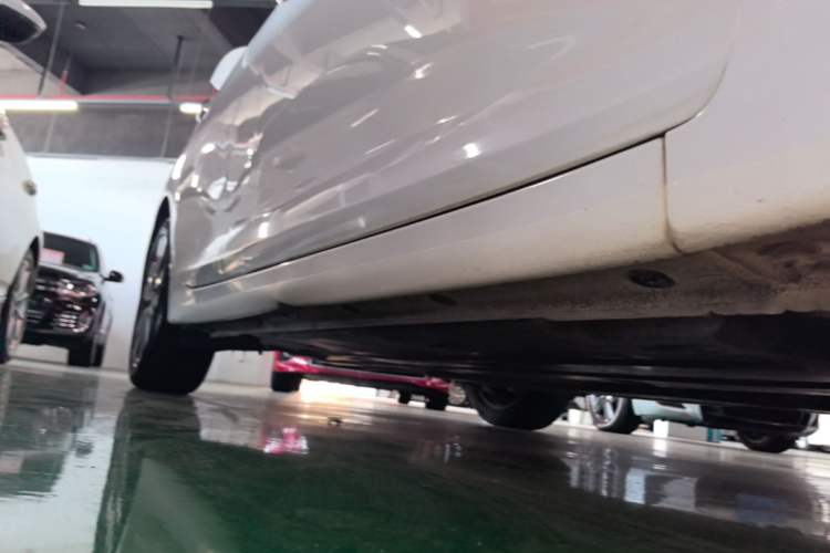 Used Hyundai Mistra 2016 1.6T Automatic Smart GLS Right Side Sill