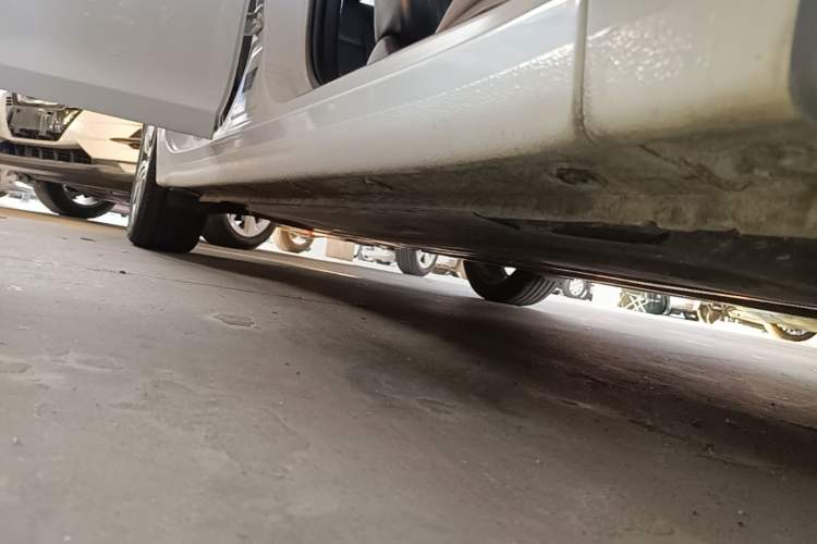 Used Hyundai Mistra 2016 1.8L Automatic Smart GLS Right Side Sill
