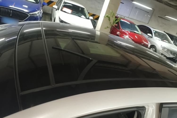 Used Hyundai Mistra 2016 1.8L Automatic Deluxe DLX Model Roof