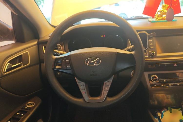 Used Hyundai Mistra 2016 1.6T Automatic Smart GLS Steering Wheel