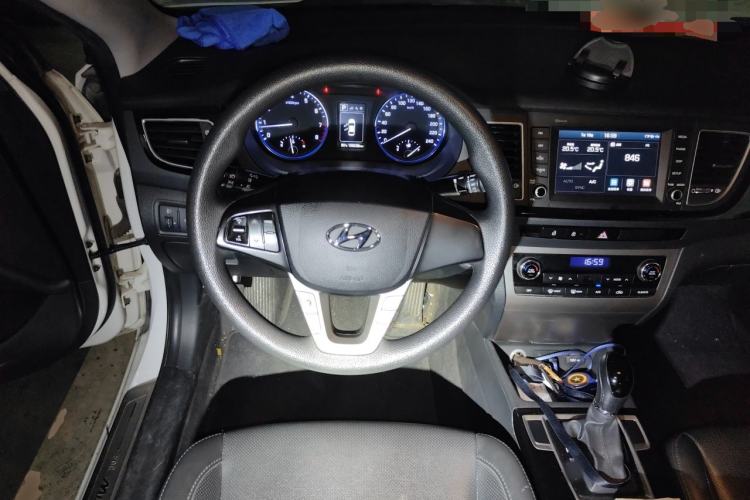 Used Hyundai Mistra 2016 1.8L Automatic Smart GLS Steering Wheel