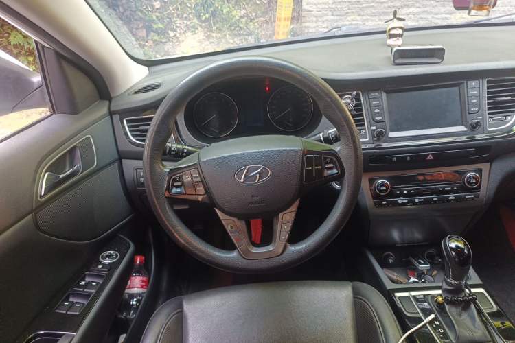 Used Hyundai Mistra 2016 1.8L Automatic Deluxe DLX Model Steering Wheel