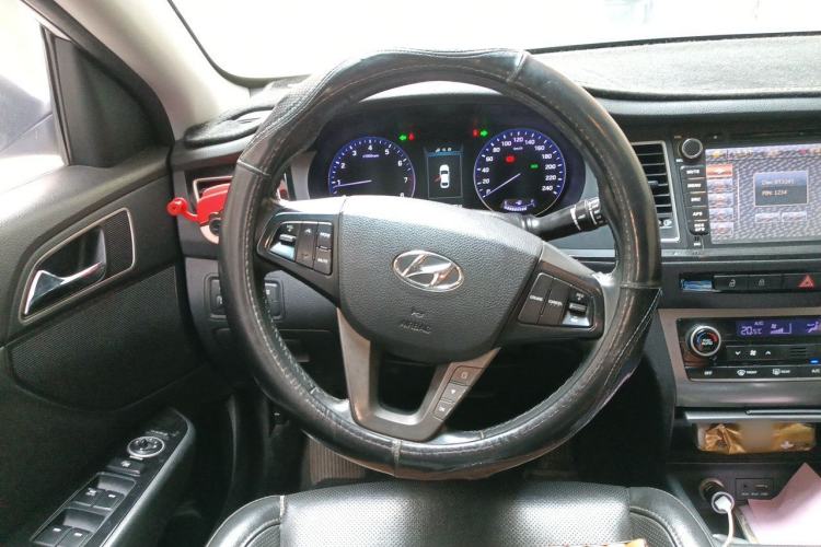 Used Hyundai Mistra 2016 1.8L Automatic Deluxe DLX Model Steering Wheel