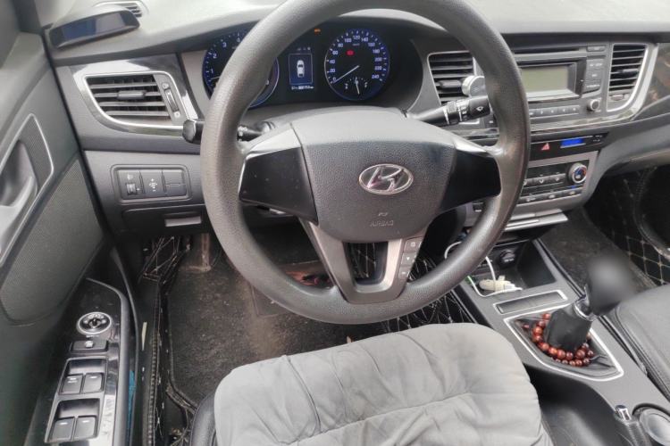 Used Hyundai Mistra 2016 1.8L Manual Comfort GL Model Steering Wheel