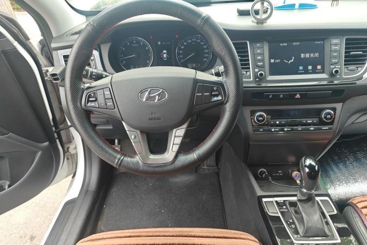 Used Hyundai Mistra 2016 1.8L Automatic Deluxe DLX Model Steering Wheel