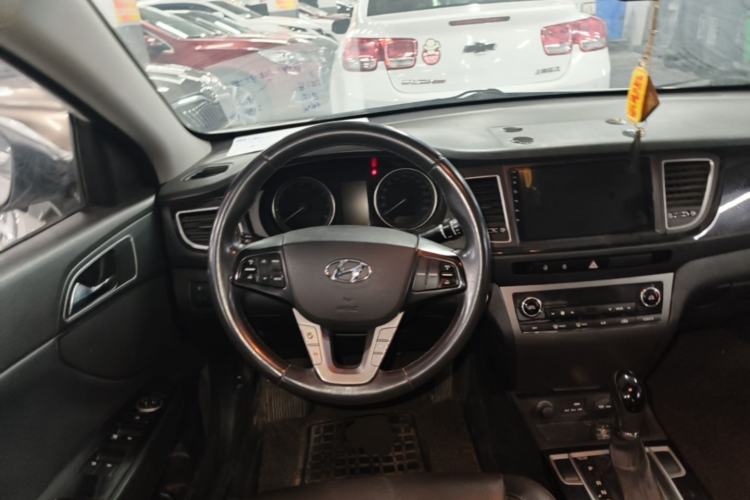 Used Hyundai Mistra 2016 1.8L Automatic Deluxe DLX Model Steering Wheel