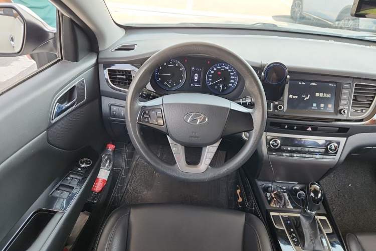 Used Hyundai Mistra 2016 1.8L Automatic Smart GLS Steering Wheel