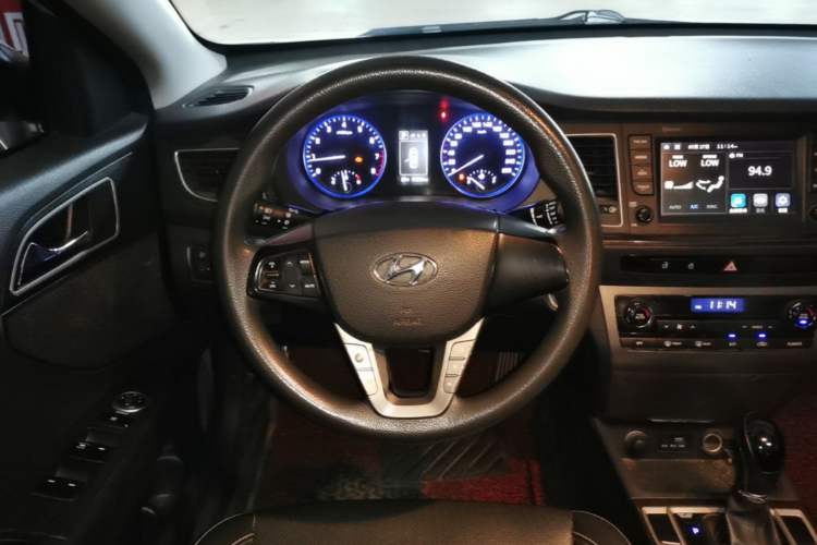 Used Hyundai Mistra 2016 1.6T Automatic Smart GLS Steering Wheel