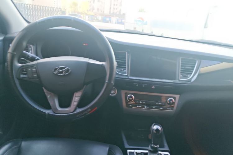 Used Hyundai Mistra 2016 1.8L Automatic Smart GLS Steering Wheel
