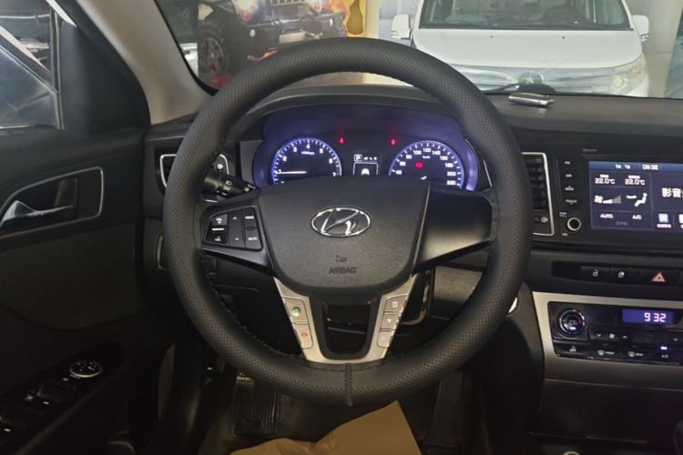 Used Hyundai Mistra 2016 1.8L Automatic Smart GLS Steering Wheel