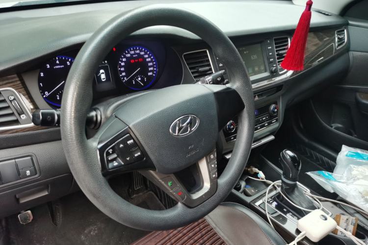 Used Hyundai Mistra 2016 1.6T Automatic Smart GLS Steering Wheel
