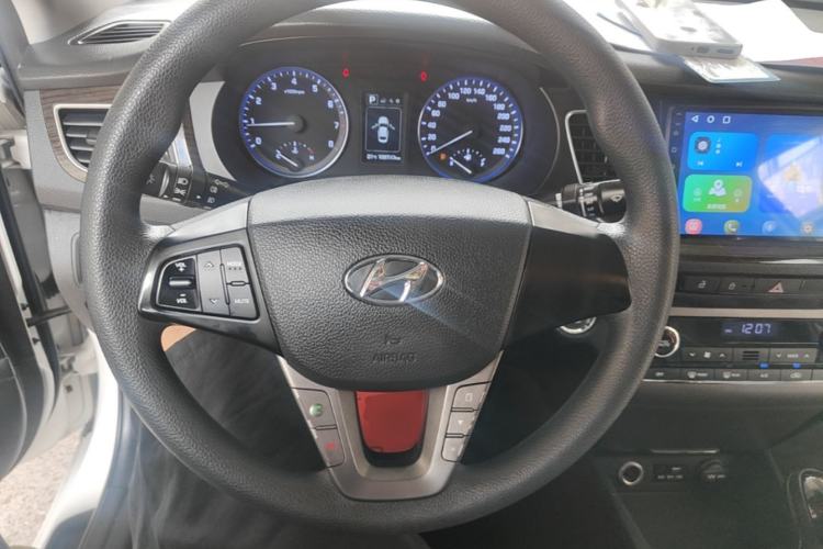 Used Hyundai Mistra 2016 1.6T Automatic Smart GLS Steering Wheel