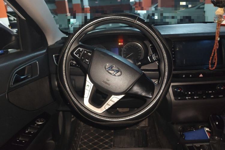 Used Hyundai Mistra 2016 1.8L Automatic Smart GLS Steering Wheel