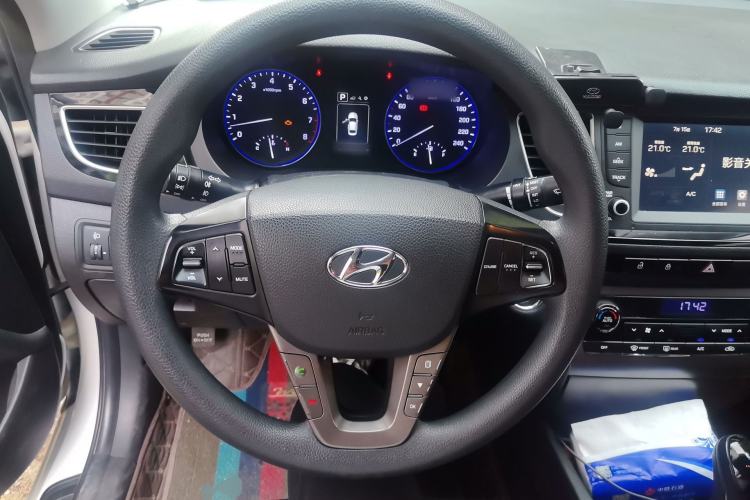 Used Hyundai Mistra 2016 1.8L Automatic Smart GLS Steering Wheel