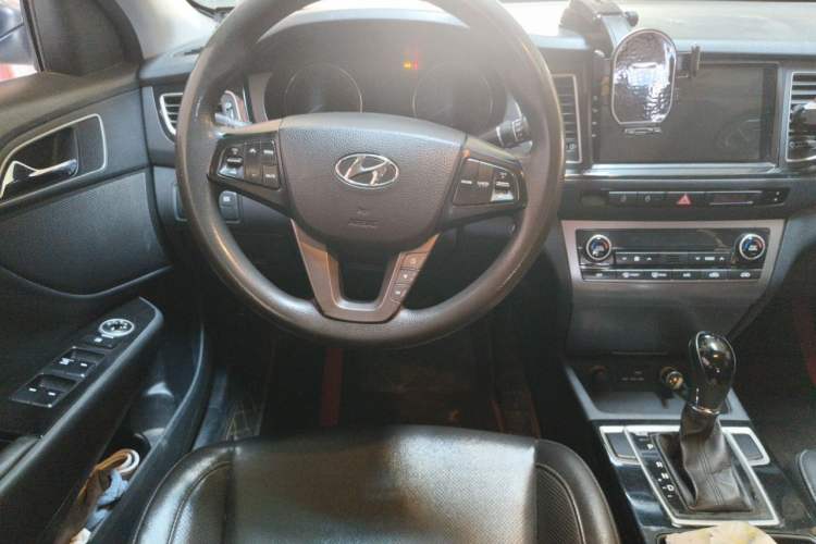 Used Hyundai Mistra 2016 1.8L Automatic Smart GLS Steering Wheel