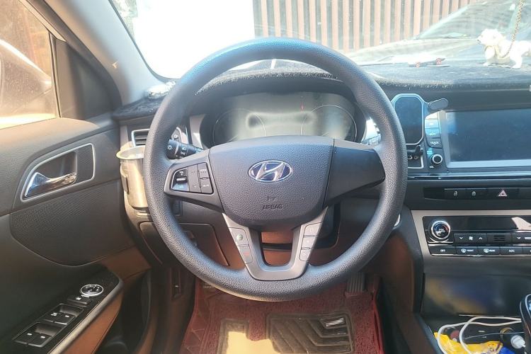 Used Hyundai Mistra 2016 1.8L Automatic Smart GLS Steering Wheel