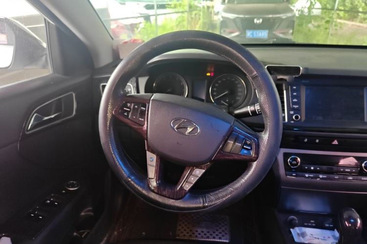Used Hyundai Mistra 2016 1.8L Automatic Smart GLS Steering Wheel