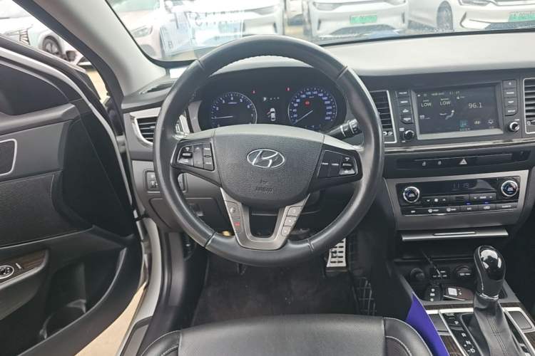 Used Hyundai Mistra 2016 1.6T Automatic Flagship TOP Model Steering Wheel