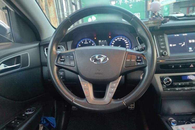 Used Hyundai Mistra 2016 1.6T Automatic Flagship TOP Model Steering Wheel