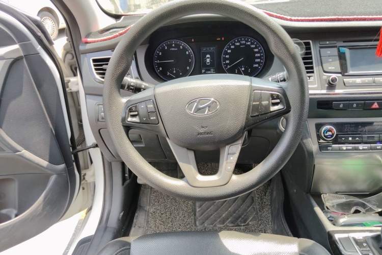 Used Hyundai Mistra 2016 1.8L Automatic Smart GLS Steering Wheel