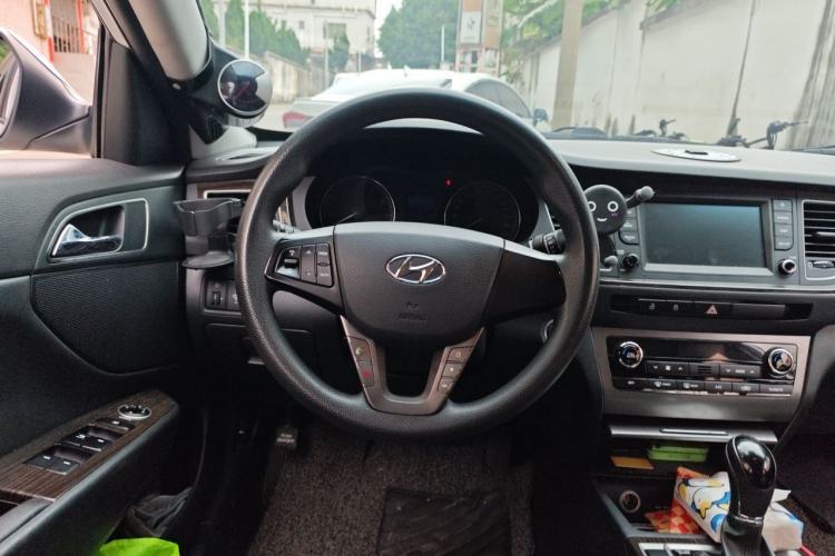 Used Hyundai Mistra 2016 1.6T Automatic Smart GLS Steering Wheel